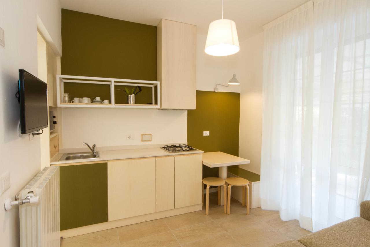 Residence Villa Ombrosa Spotorno Buitenkant foto