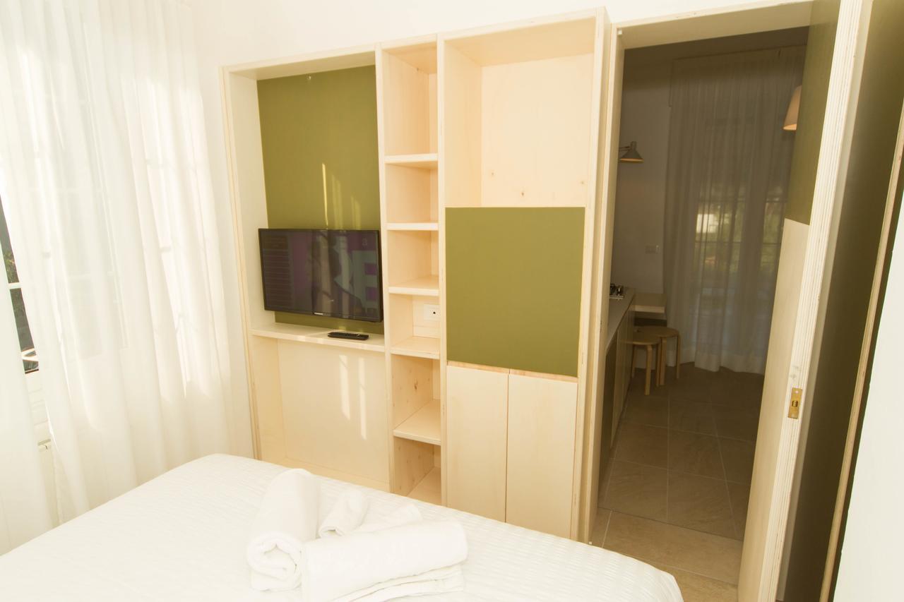 Residence Villa Ombrosa Spotorno Buitenkant foto